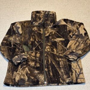 Columbia Kids Brown Camouflage Fleece Jacket.  Size 4-5.